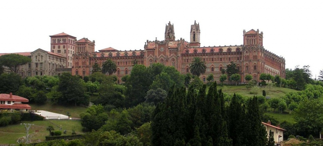 Antigua Universidad Pontificia de Comillas | Wikicommons. Usuario: Tony Rotondas